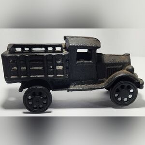 Vintage Cast Iron Black Stake Truck Collectible Toy Wheels Spin